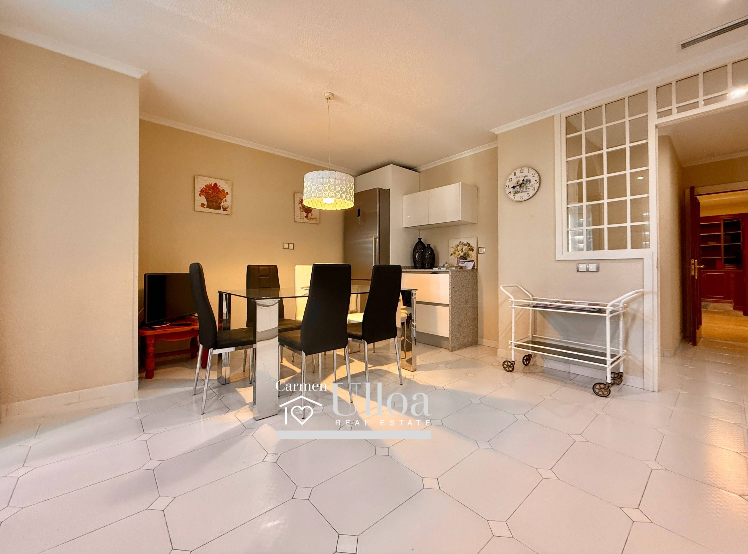 Apartment for sale in Avenida del Doctor Gadea, Ensanche - Diputación