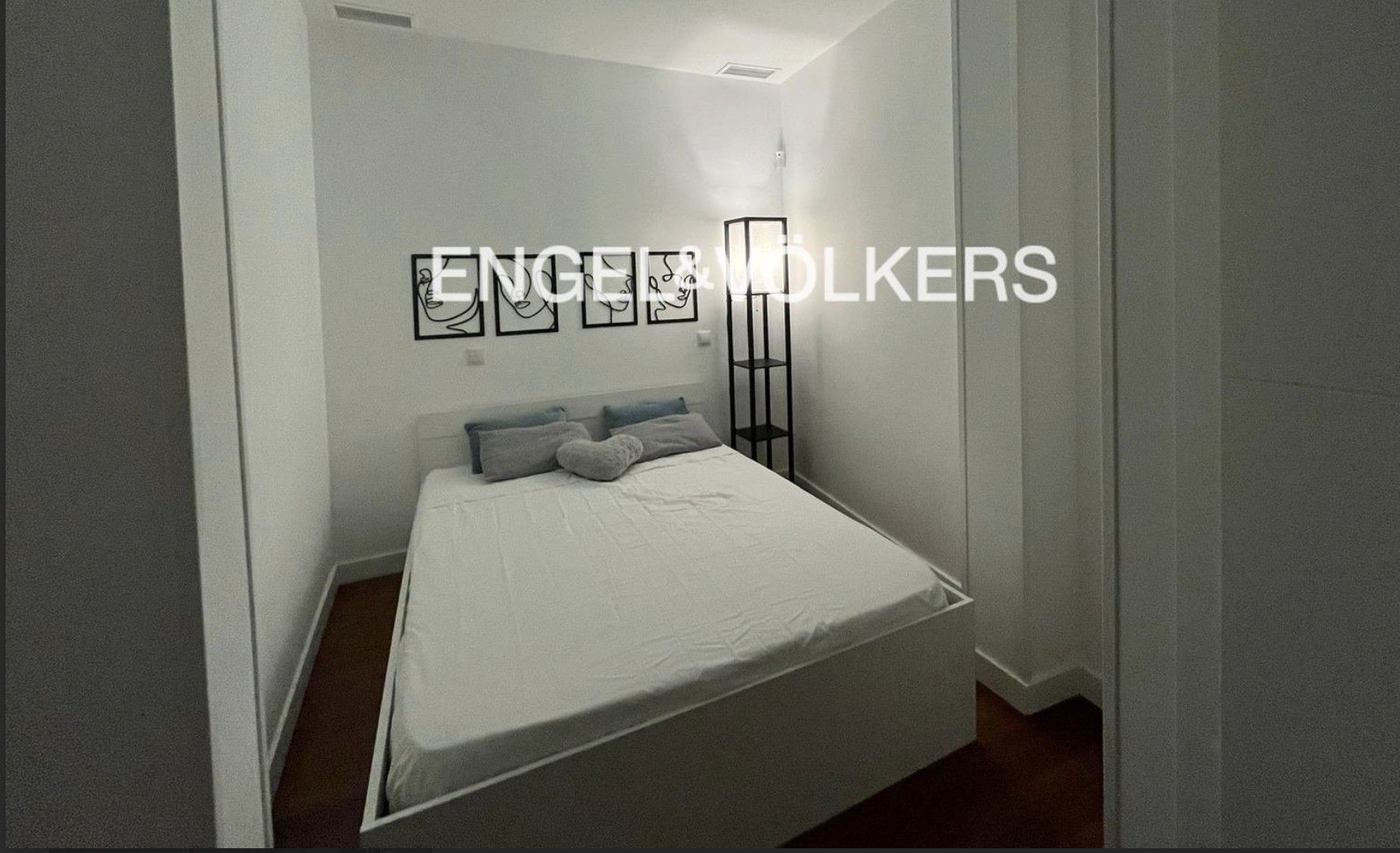 Bedroom of Apartment for sale in  Madrid Capital  with Heating