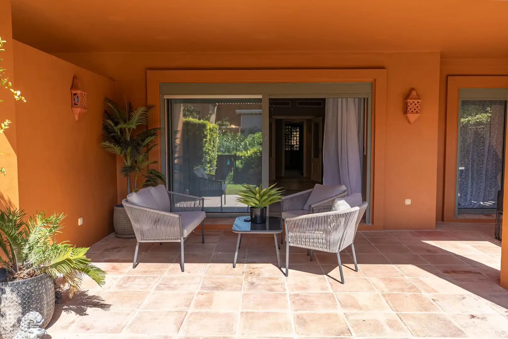 Terrace of Apartments for sale in Benahavís  with Terrace and Furnished