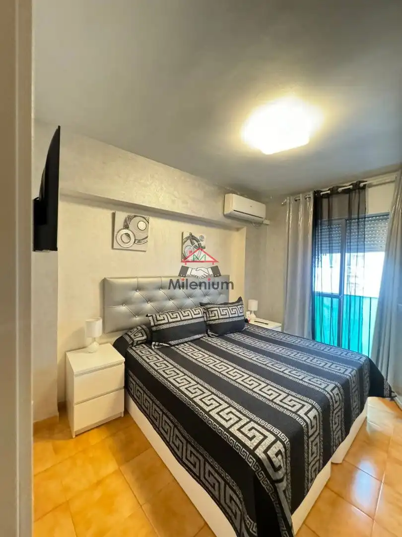 Dormitori de Casa o xalet en venda en Algeciras amb Terrassa