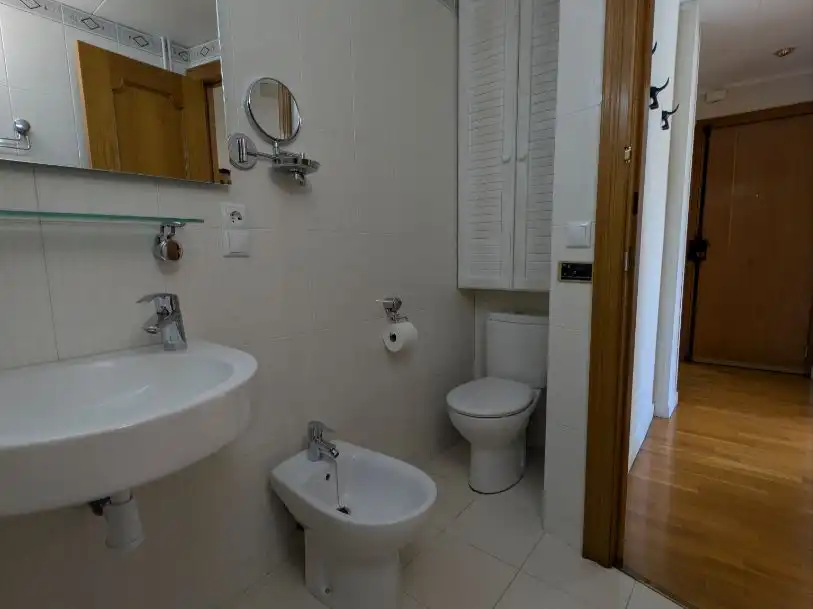 Flat for sale in Carrer de Sant Ermengol 0, imagen 6