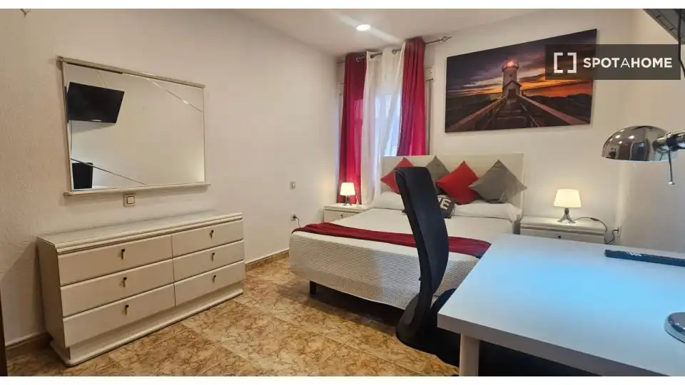 Bedroom of Flat for rent in Madrid  with Air Conditioner, Heating and Furnished
