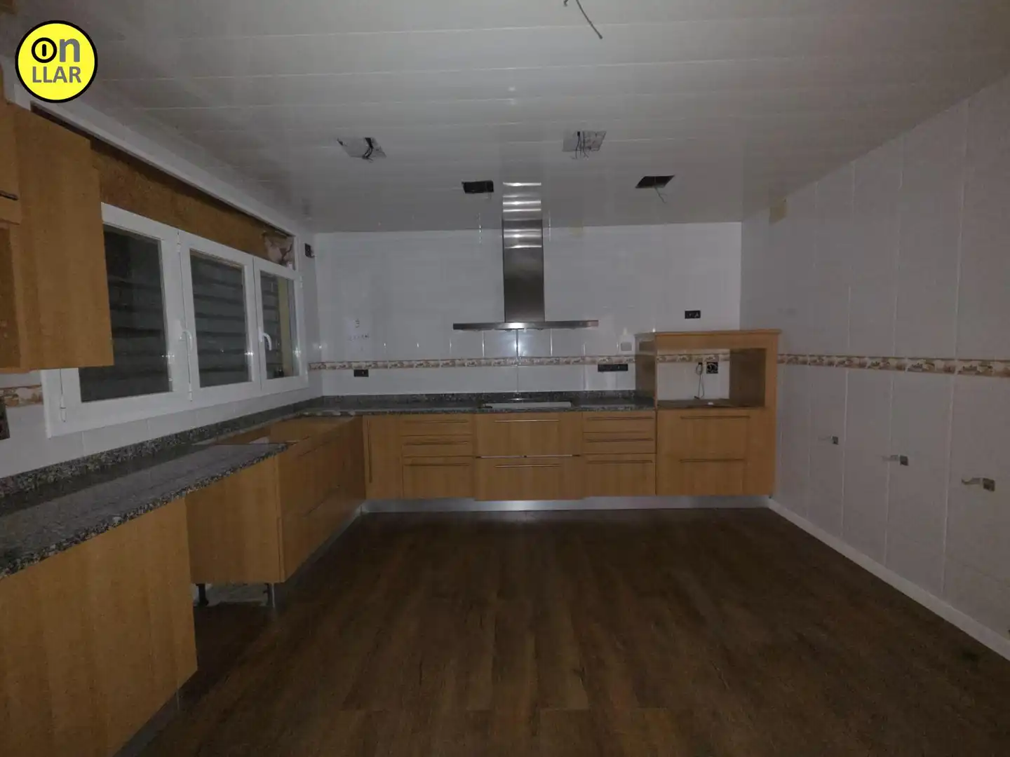 Cuina de Casa o xalet en venda en Cabrera de Mar amb Piscina comunitària