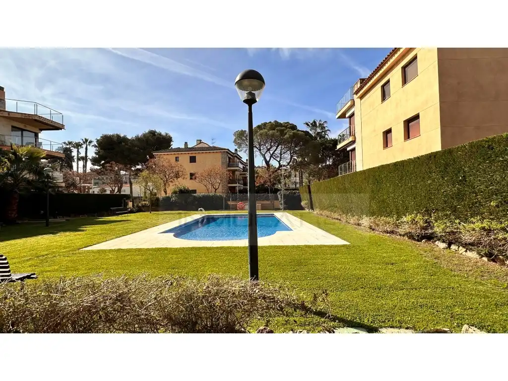 Piscina de Piso en venta en Castell d'Aro, Platja d'Aro i s'Agaró