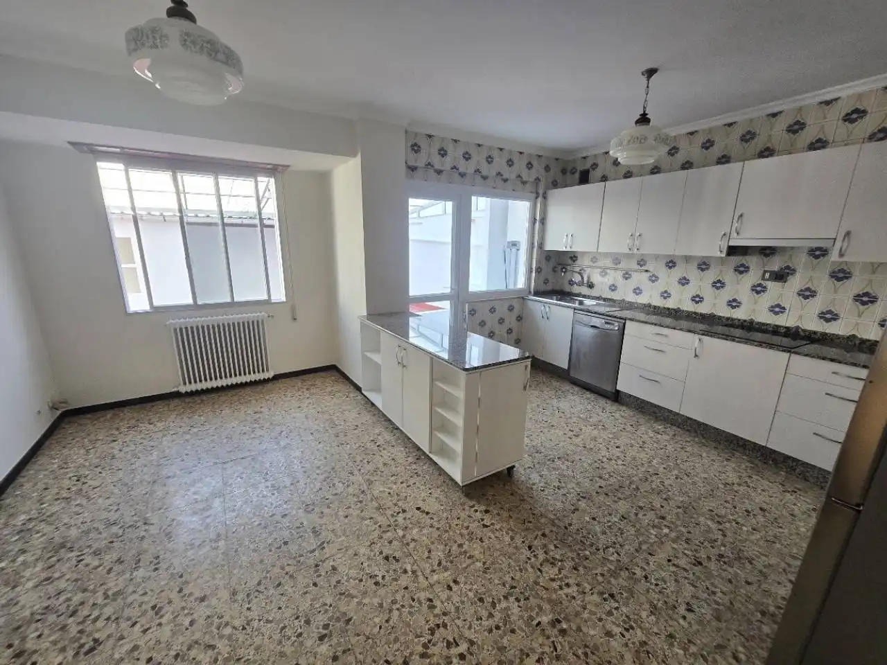 Wohnung mit Terrasse zum Verkauf in Calle Castelao, imagen 4