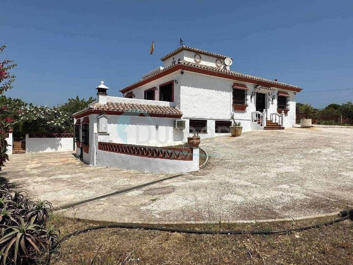 House or chalet for sale in San Pedro de Alcántara pueblo