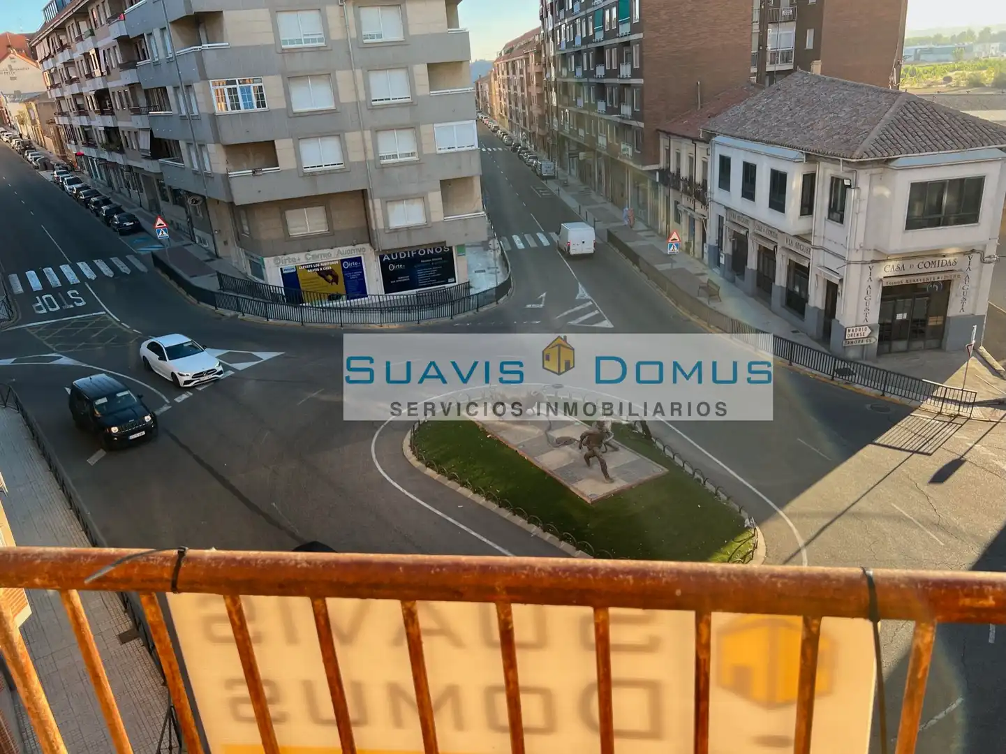 Vista exterior de Edificio en venta en Benavente