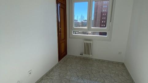Foto 5 de Piso de alquiler en Huerta del Rey, Valladolid Capital