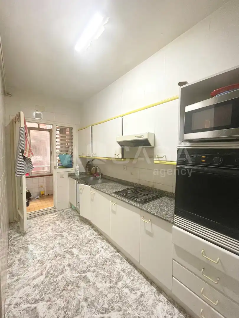 Cocina de Piso en venta en Barcelona con Terraza