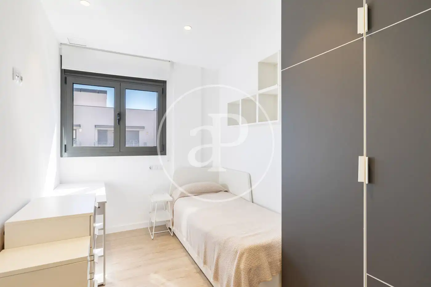 Habitación de Piso en venta en Barcelona con Aire acondicionado, Calefacción y Terraza