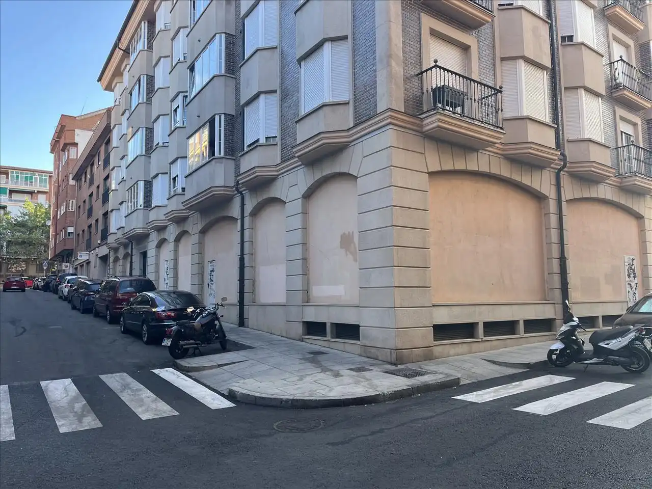 Local comercial en venta en LAS MILICIAS, imagen 2