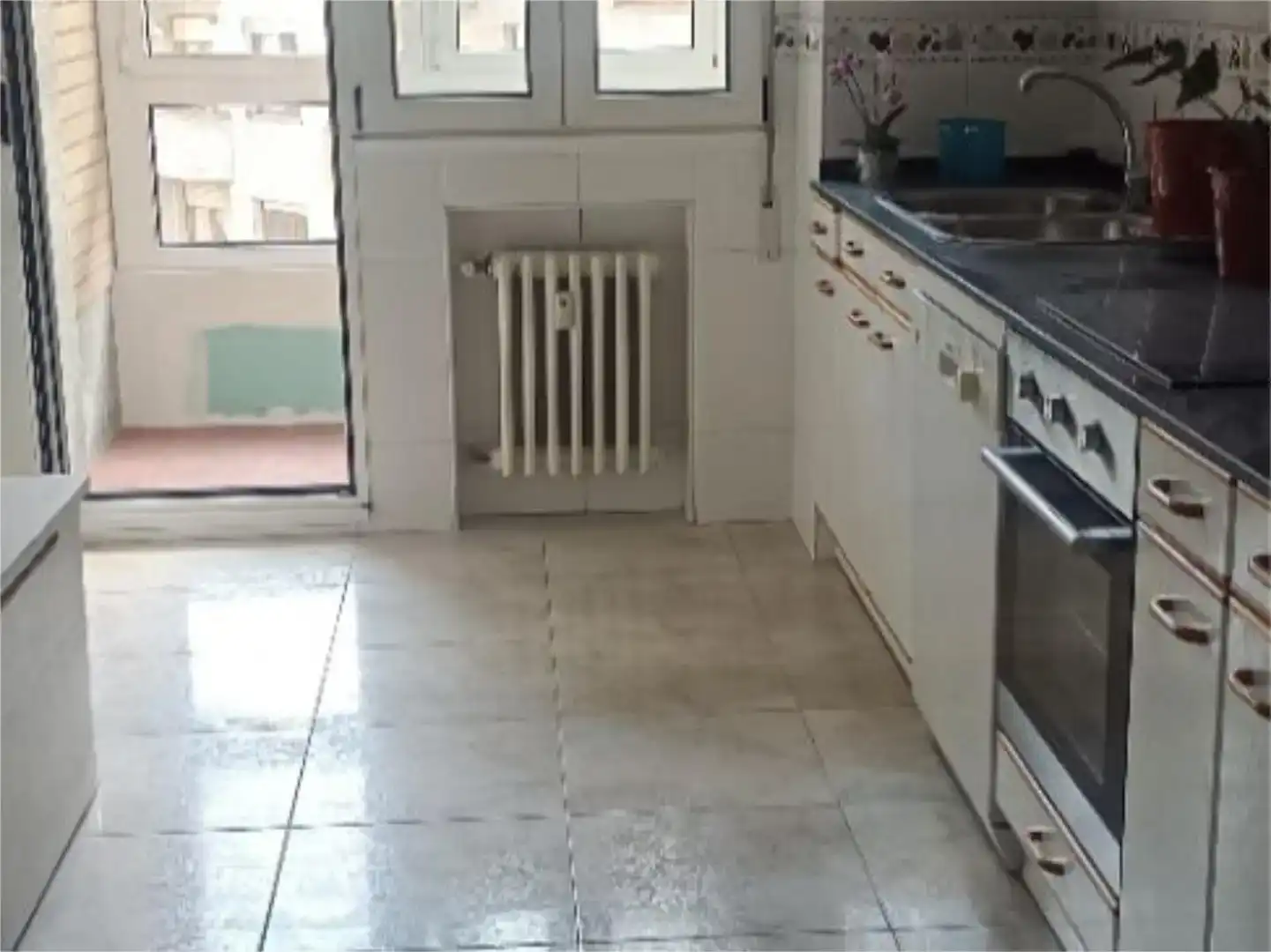 Kitchen of Flat for sale in Gijón 
