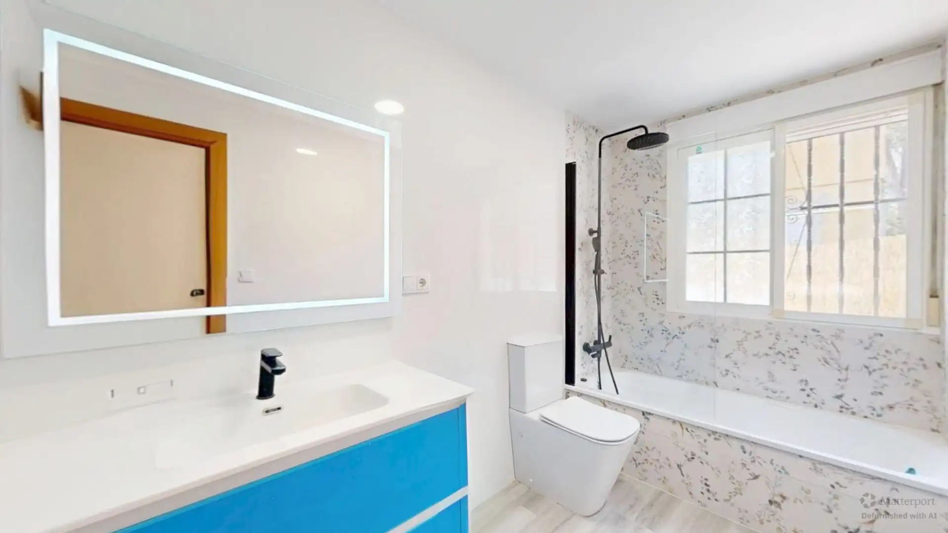 Baño de Casa o chalet en venta en Chiva con Terraza, Trastero y Piscina
