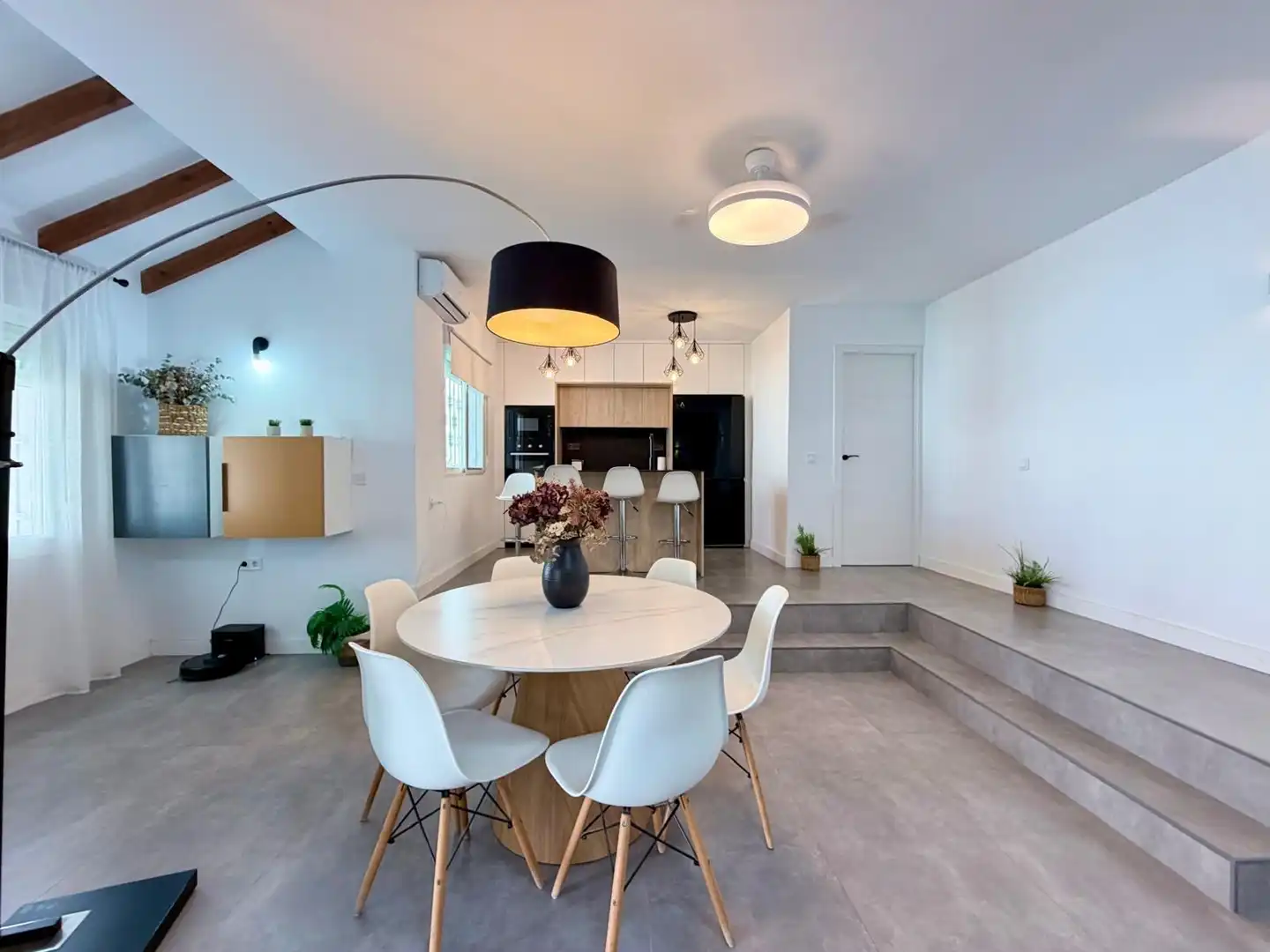 Comedor de Casa o chalet en venta en Roquetas de Mar con Aire acondicionado, Calefacción y Jardín privado