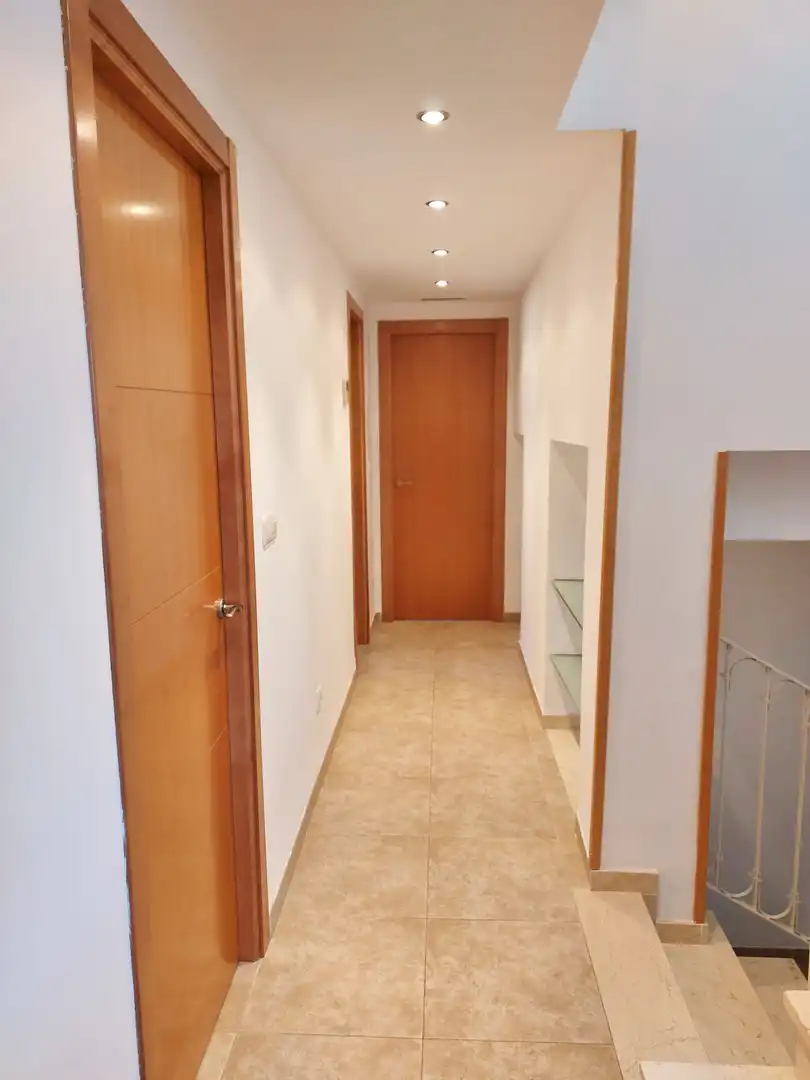 Houses for sale in La Pobla de Vallbona  with Air Conditioner, Heating and Private garden