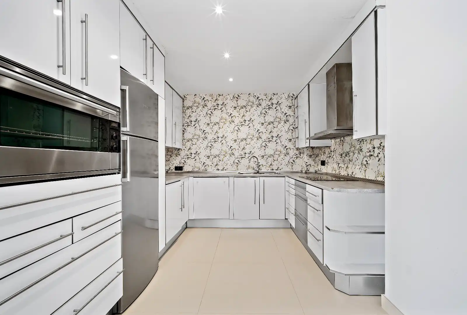 Casa con piscina en venta en Río Real - Los Monteros, imagen 8