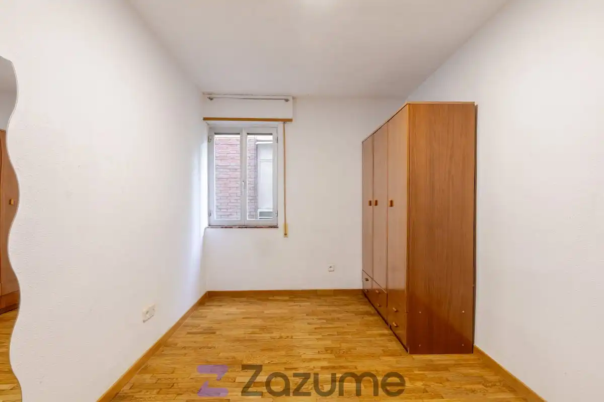 Dormitori de Pis de lloguer en Madrid amb Aire condicionat, Parquet i Terrassa