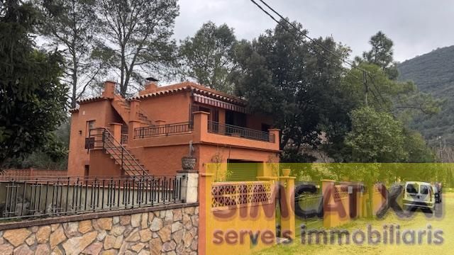 Vista exterior de Pis de lloguer en Albanyà