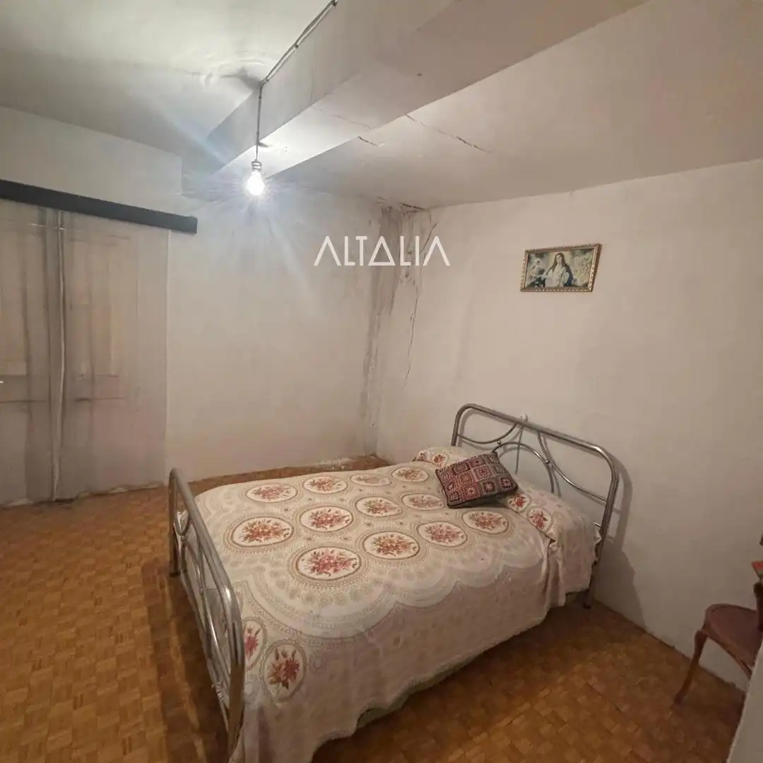 Dormitori de Casa o xalet en venda en Poyatos amb Calefacció, Terrassa i Traster