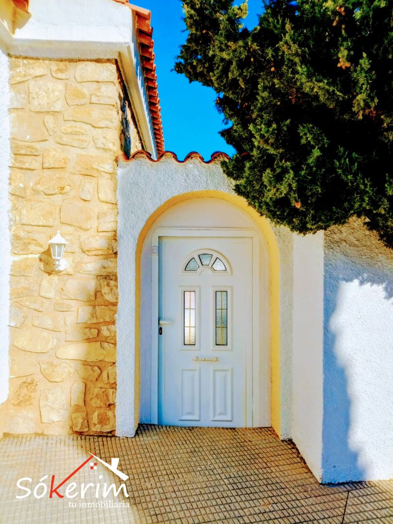 Casa o xalet en venda en La Nucia amb Jardí privat, Terrassa i Piscina