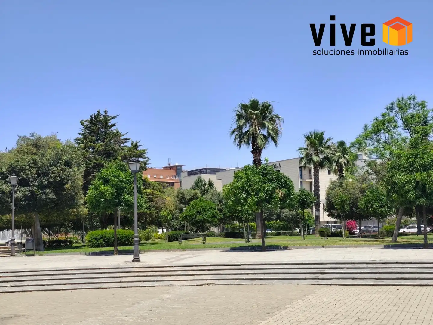 Vista exterior de Piso de alquiler en Sevilla con Aire acondicionado, Amueblado y Balcón