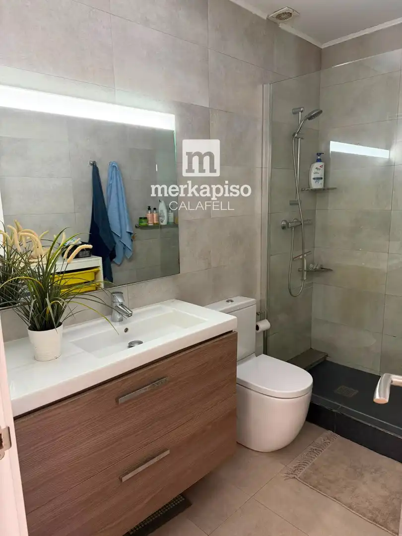 Bathroom of Detached homes for sale in Calafell  with Air Conditioner, Heating and Terrace