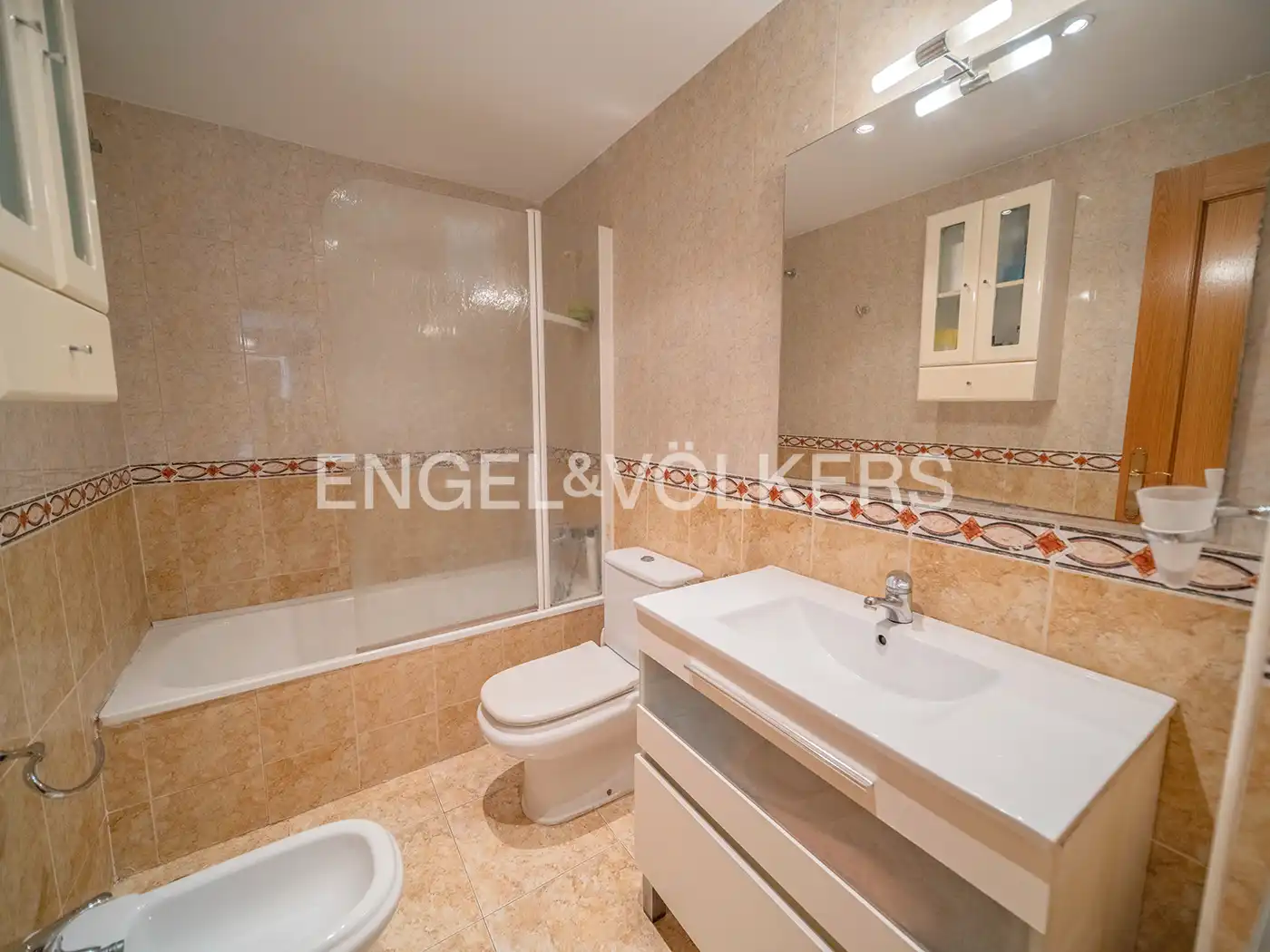 Bathroom of Flat for sale in Alicante / Alacant  with Air Conditioner, Heating and Balcony