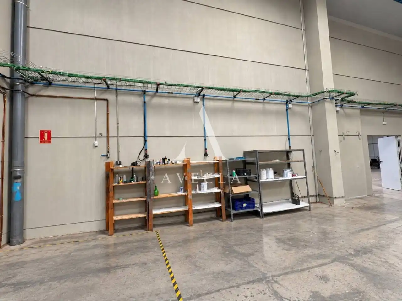 Industrial building to rent in Avenida Amics d´Argentona 4, imagen 3
