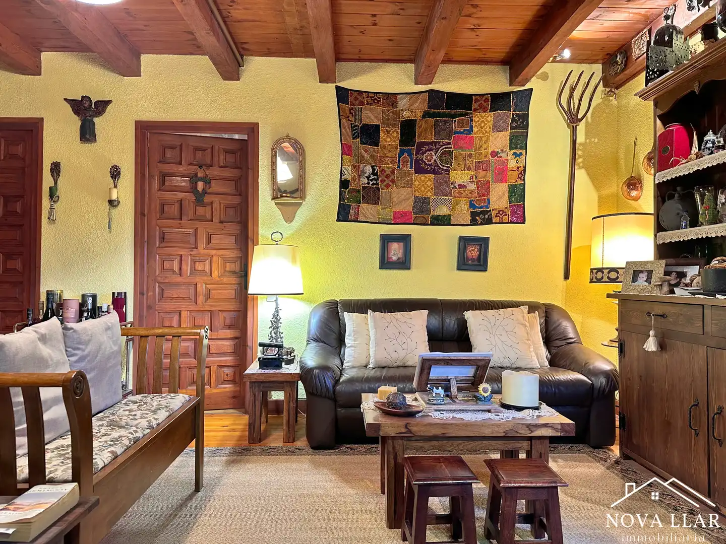 Sala de estar de Casa o chalet en venta en Ribes de Freser con Calefacción, Jardín privado y Parquet