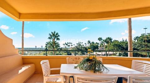 Foto 3 de Apartament en venda a Avenida de las Cumbres, 9a, Elviria, Málaga