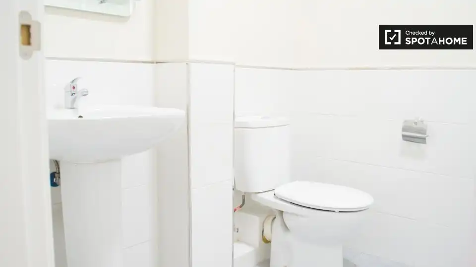 Flat for rent in Ciudad Jardín