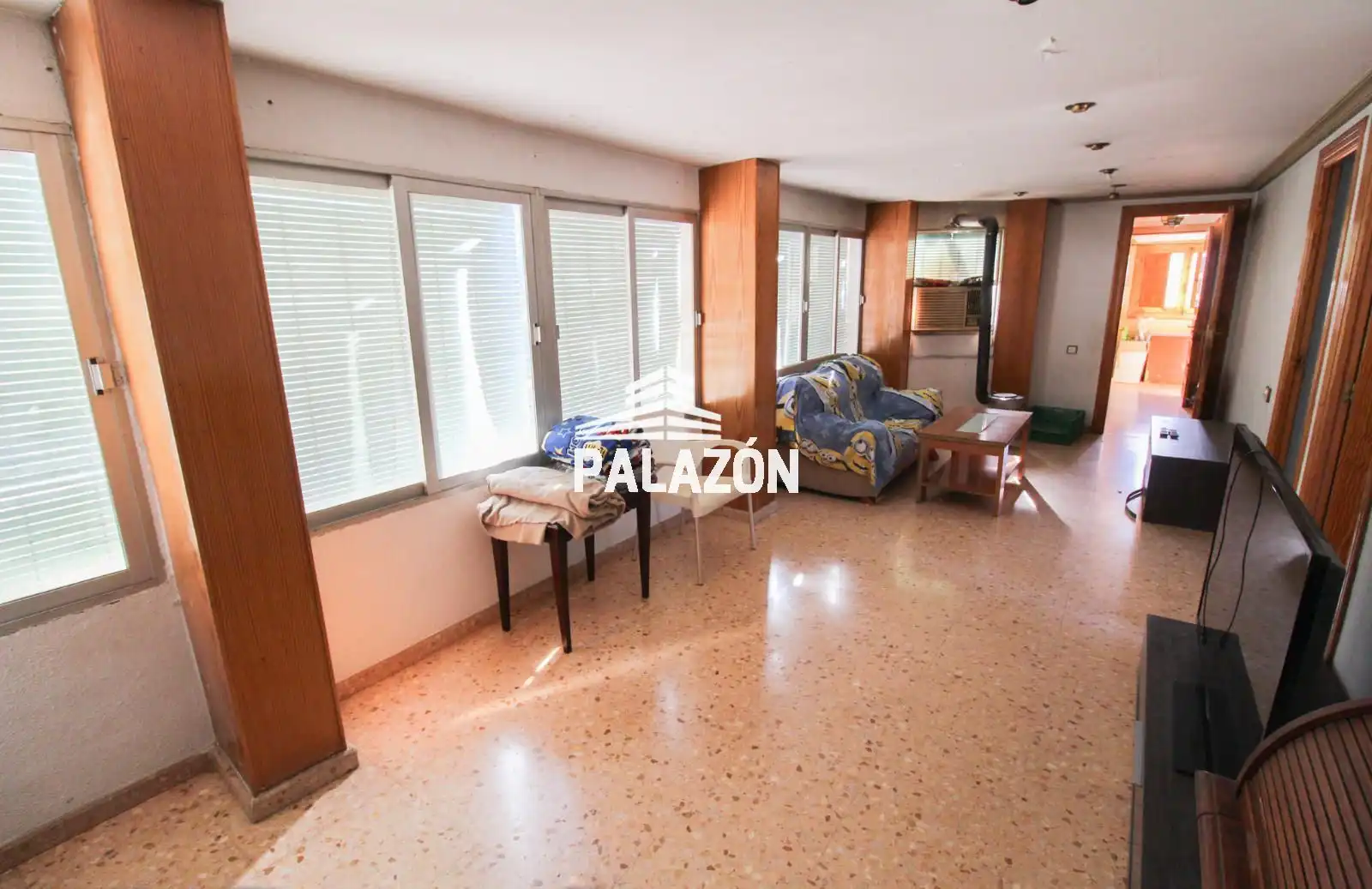 Wohnzimmer von Country house zum Verkauf in Aspe