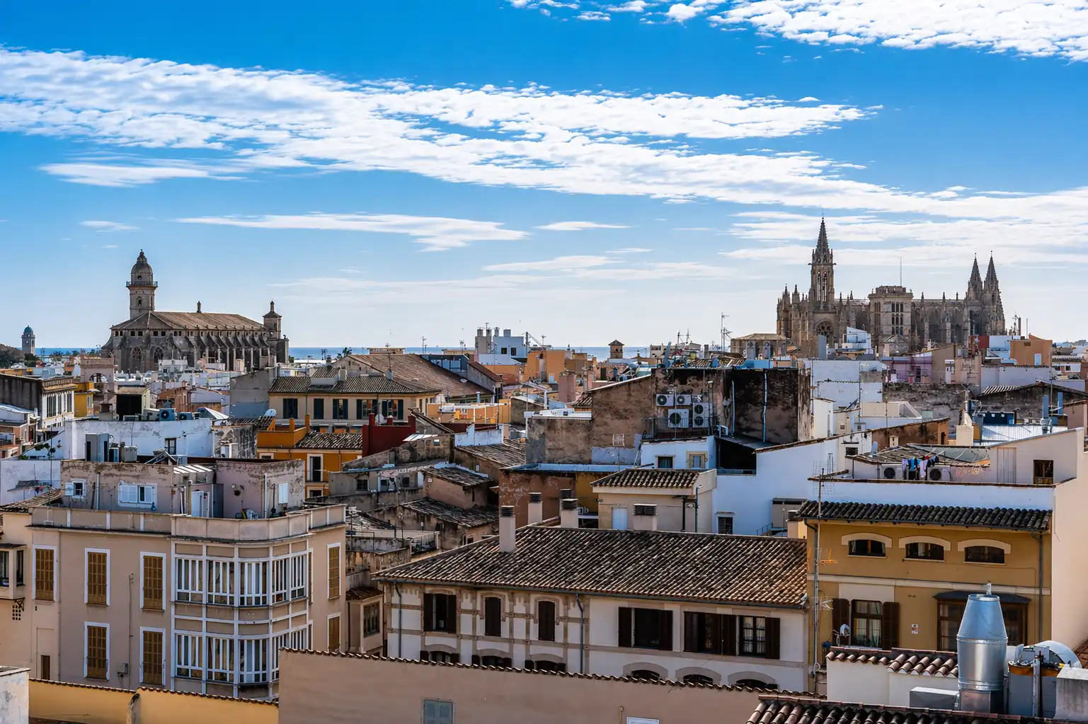Exterior view of Apartments for sale in  Palma de Mallorca  with Air Conditioner and Balcony