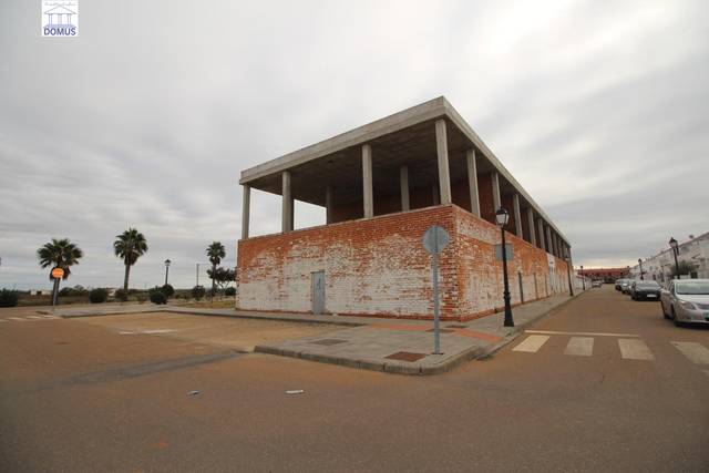 Local comercial en Venta en Valdelacalzada