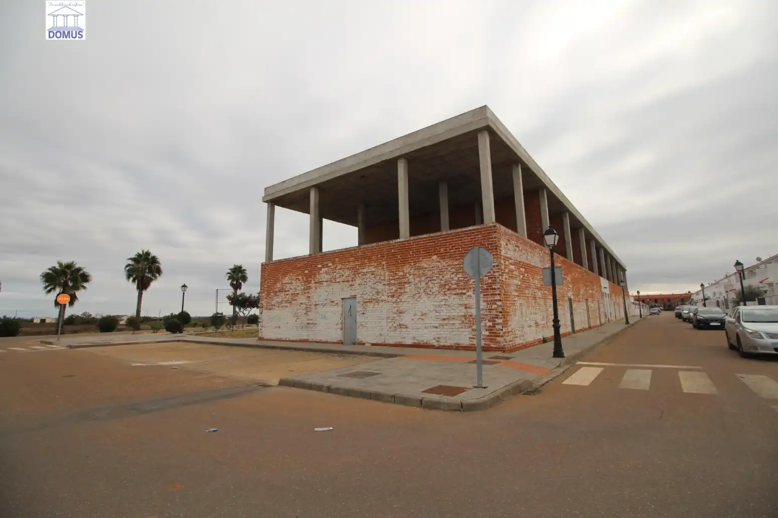 Exterior view of Commercial properties for sale in Valdelacalzada