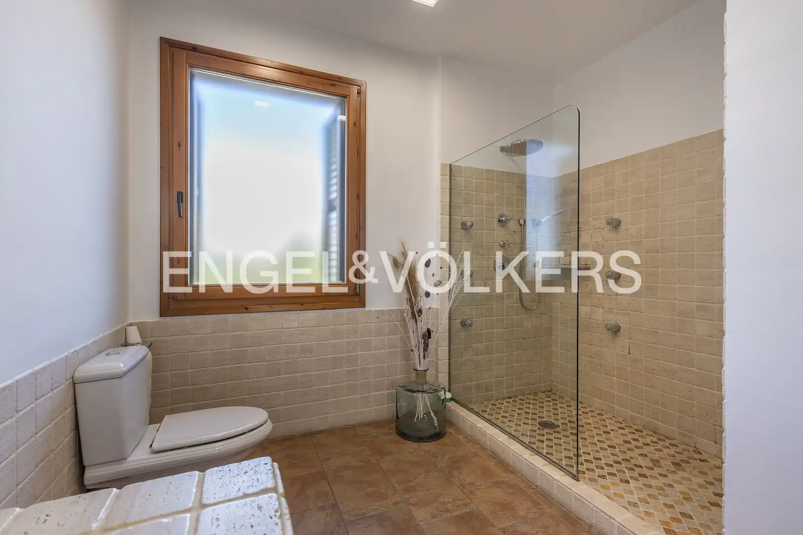 Bathroom of Houses for sale in Les Franqueses del Vallès  with Air Conditioner, Heating and Private garden