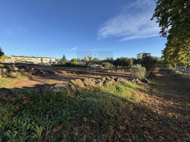 Terreno residencial en Venta en Congost - Santa Caterina