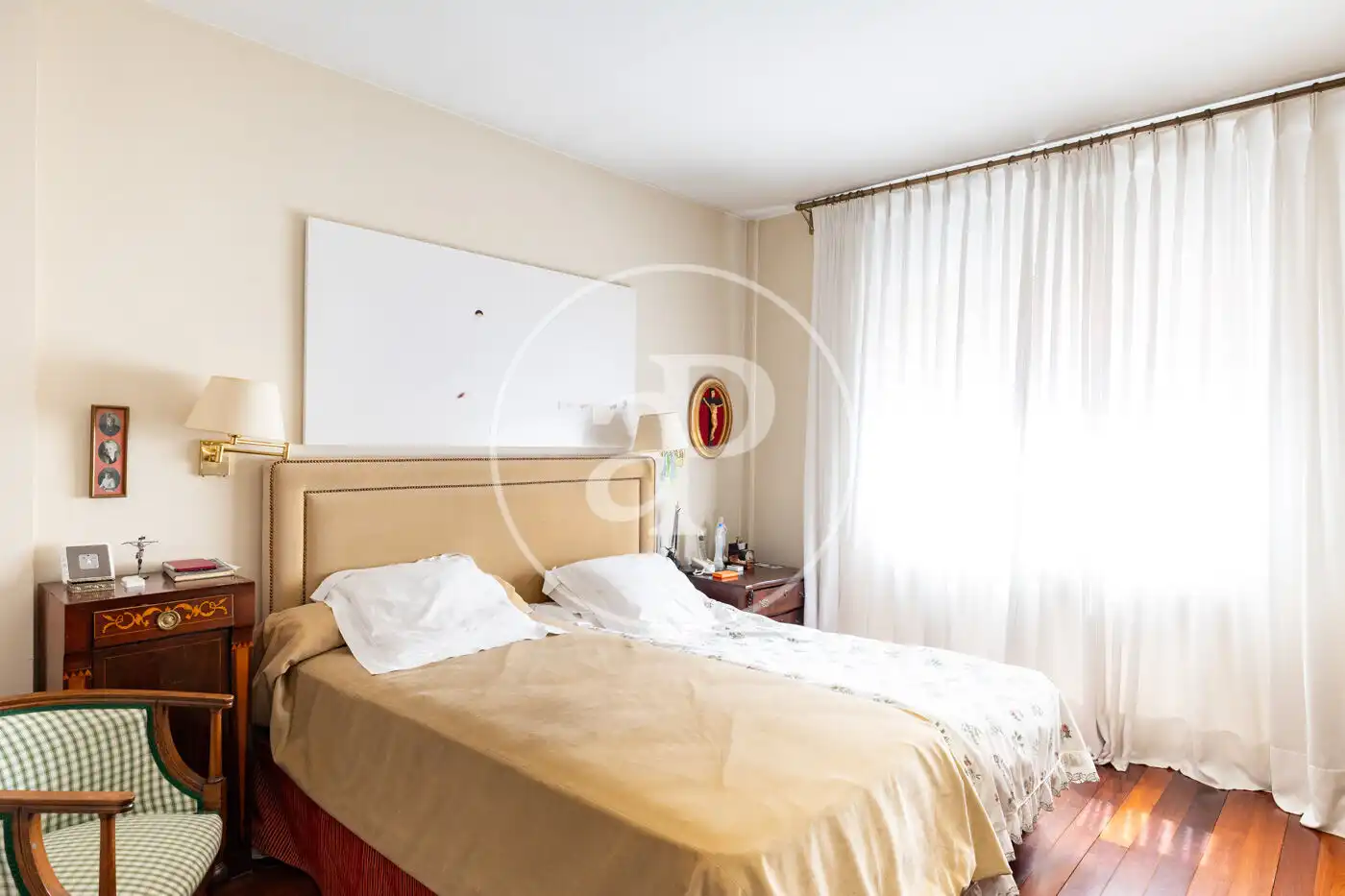 Habitación de Piso en venta en Barcelona con Aire acondicionado y Calefacción