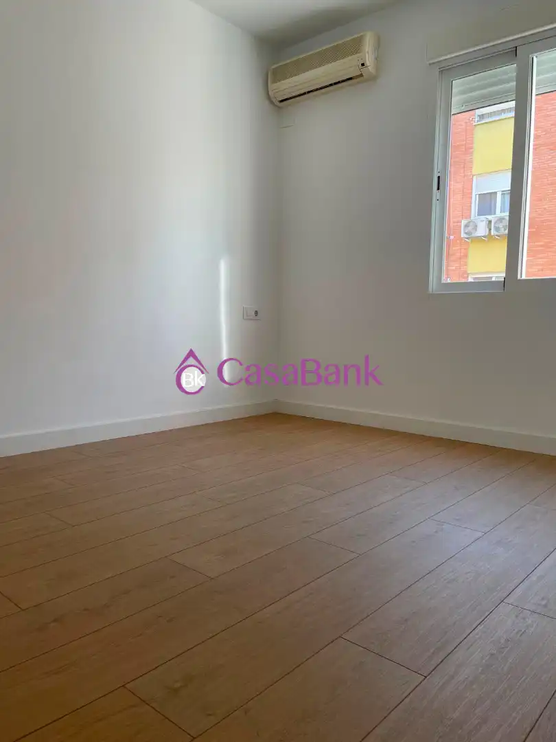 Flat for sale in Viñuela - Rescatado