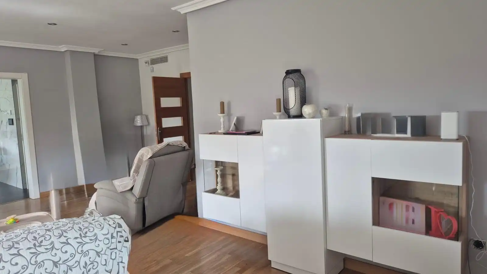 Living room of Houses for sale in Murcia  with Air Conditioner, Heating and Parquet flooring