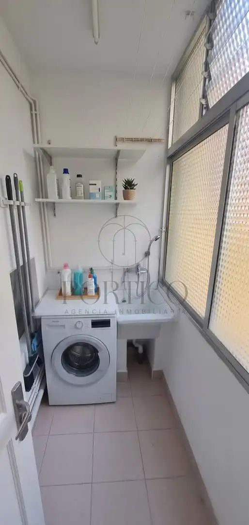 Baño de Apartamento de alquiler en Vigo  con Calefacción y Amueblado