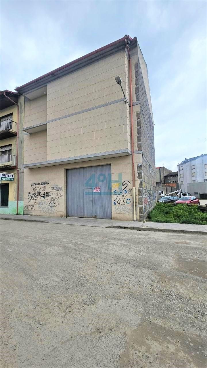 Vista exterior de Edifici en venda en Xinzo de Limia