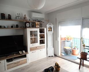 Living room of Flat for sale in Vilanova i la Geltrú  with Air Conditioner, Terrace and Balcony