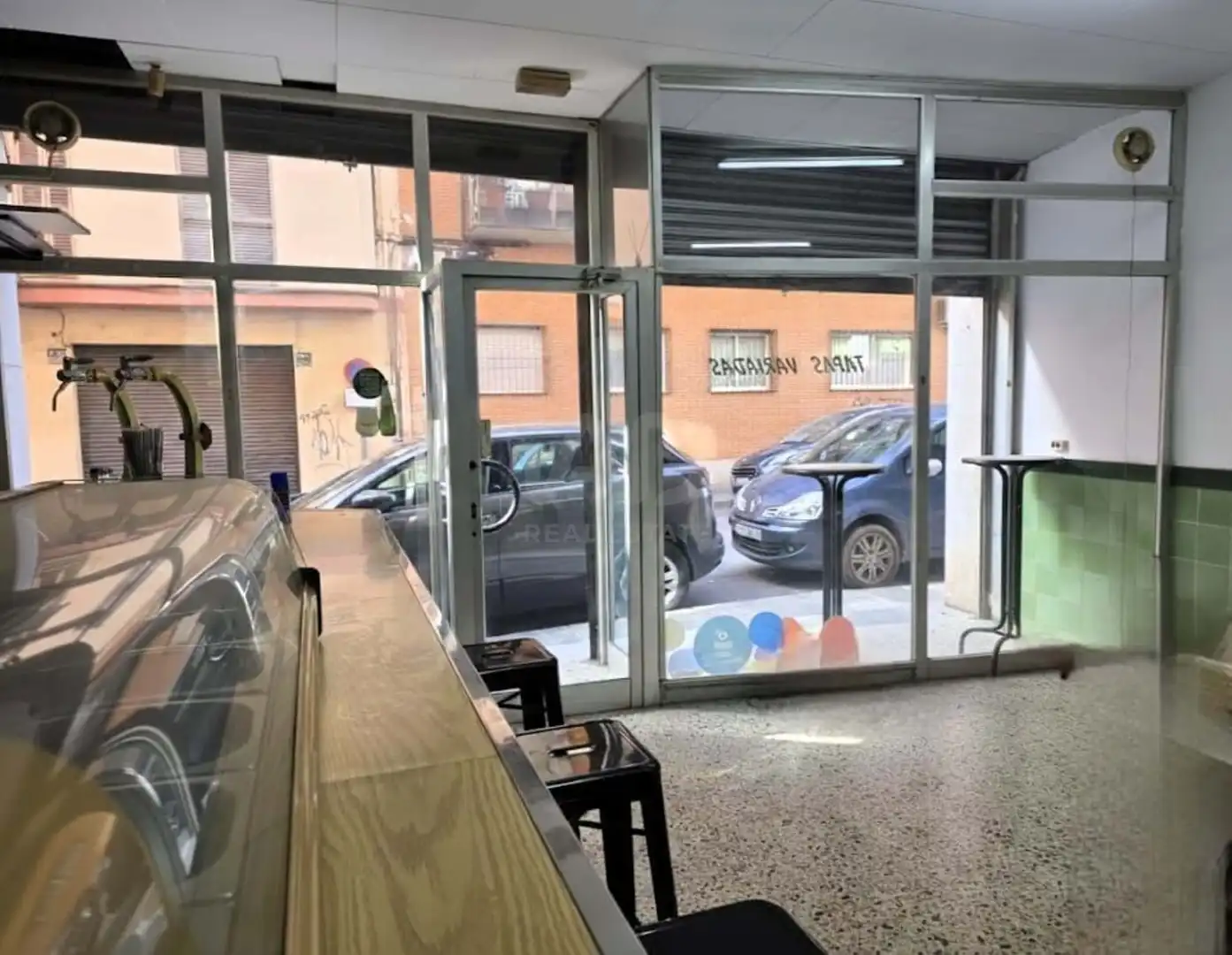 Commercial properties for rent in Badalona