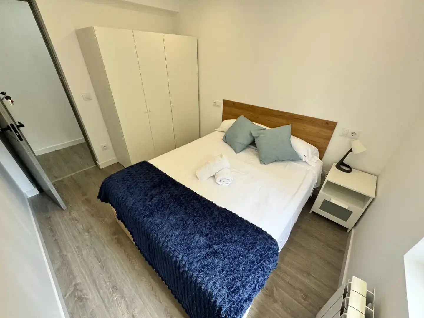 Schlafzimmer von Haus oder Chalet zur Miete in Santander mit Privatgarten, Möbliert und Ofen