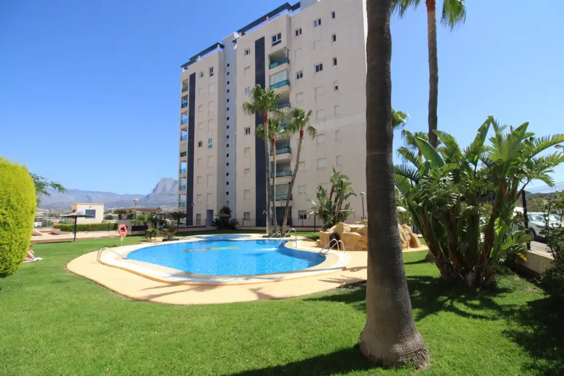 Schwimmbecken von Wohnung zum Verkauf in Villajoyosa / La Vila Joiosa mit Klimaanlage, Terrasse und Abstellraum