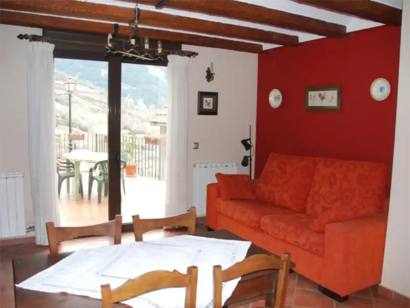 Sala d'estar de Casa adosada en venda en San Juan de Plan amb Balcó