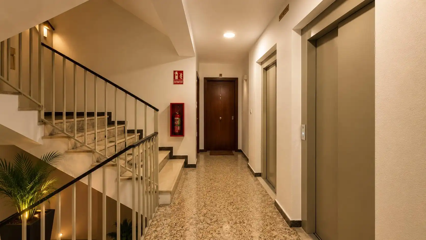 Piso en venta en Almería con Aire acondicionado y Balcón