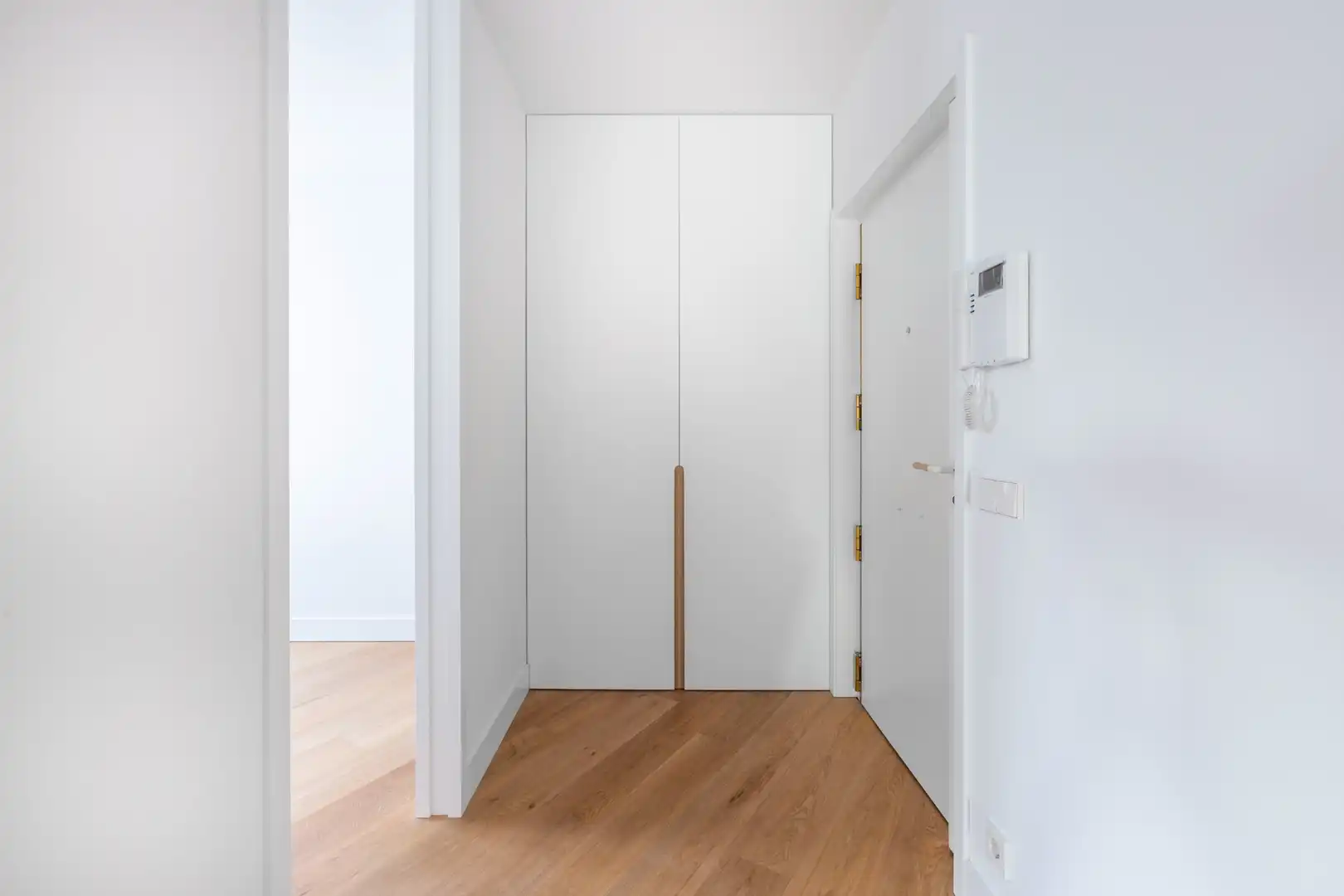 Attic for rent in Madrid  with Air Conditioner, Heating and Storage room