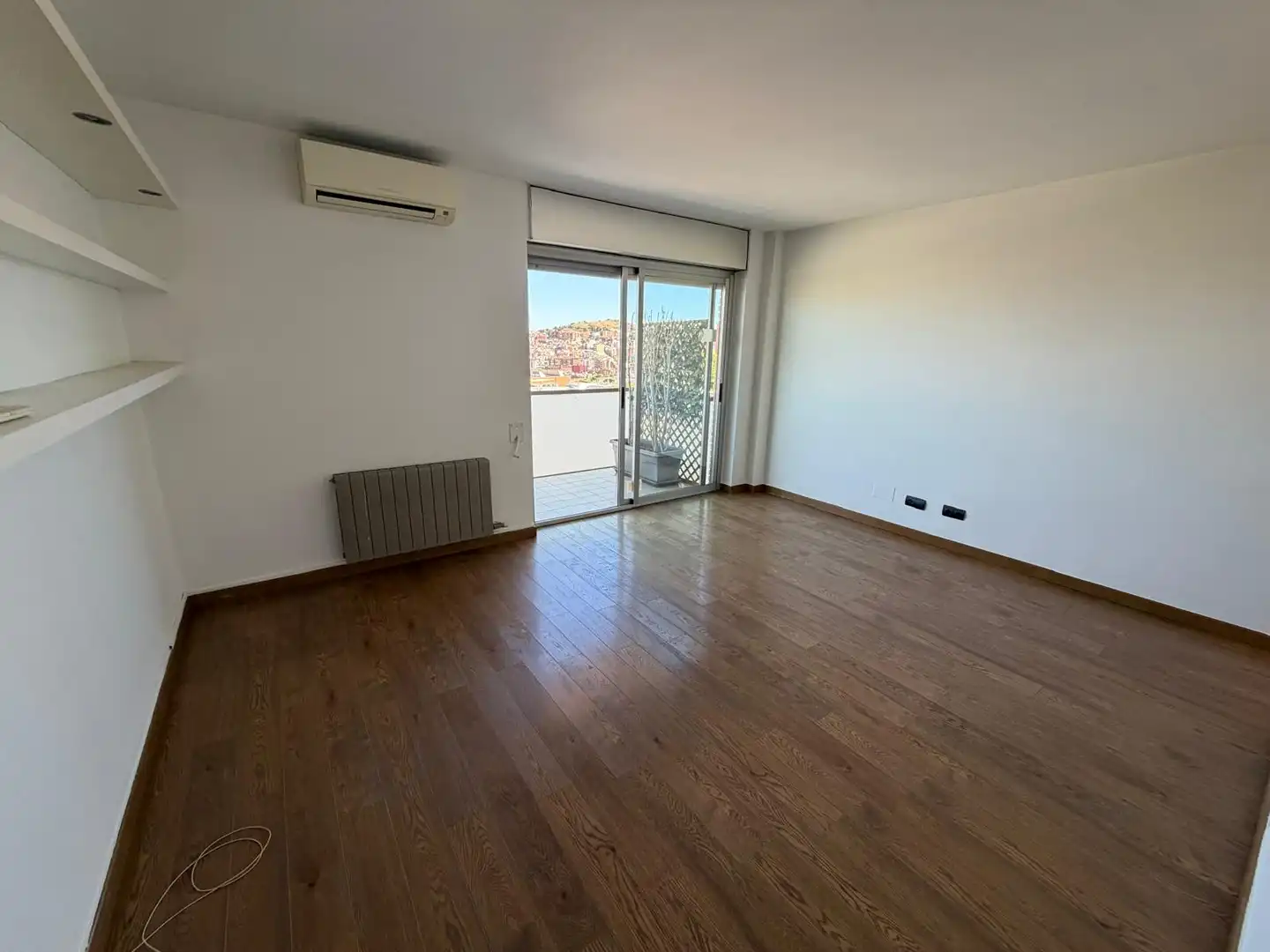 Living room of Flat for rent in Barcelona  with Air Conditioner, Heating and Terrace